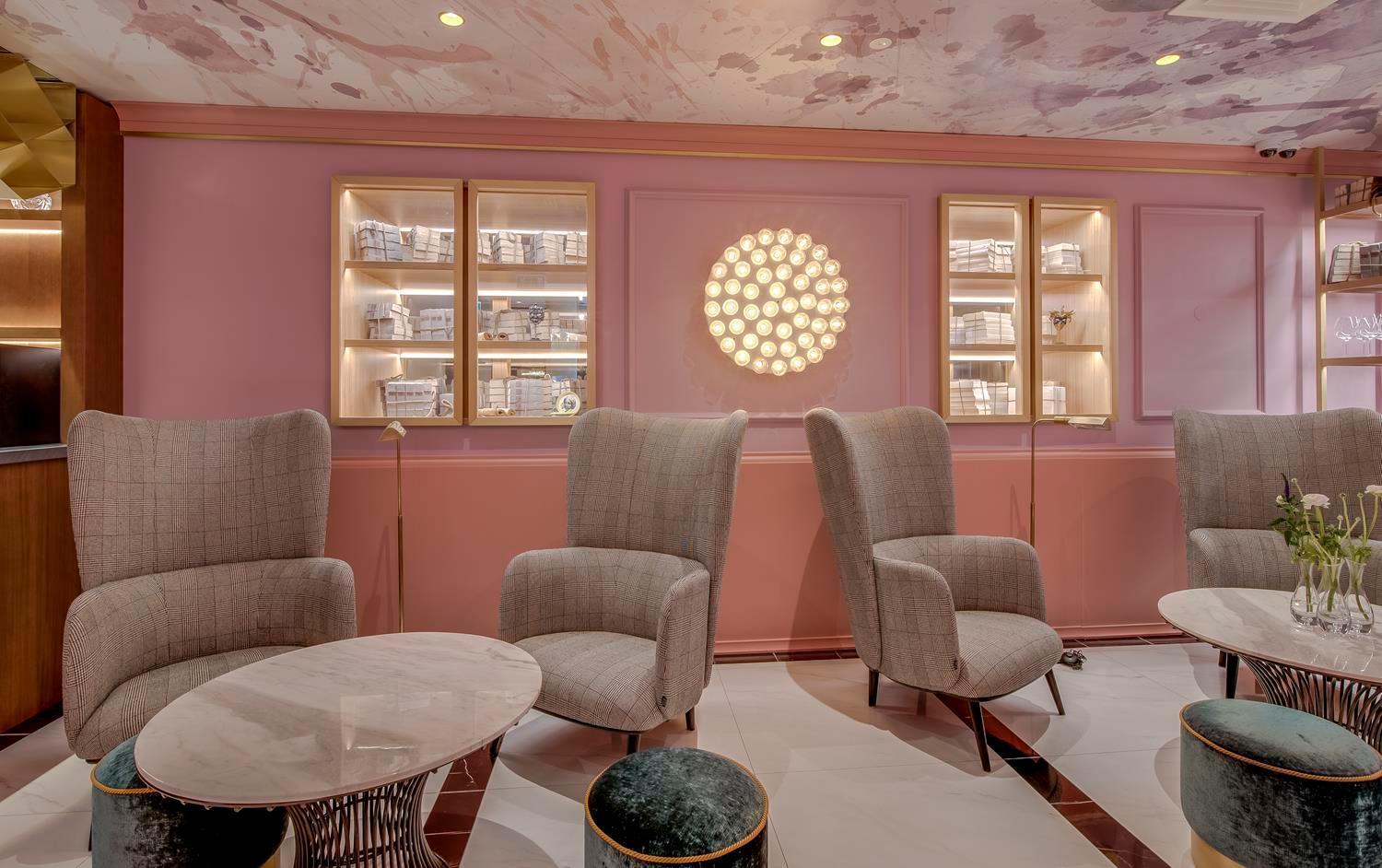 Grand Poet Hotel And Spa By Semarah Рига Екстериор снимка The interior of the lounge